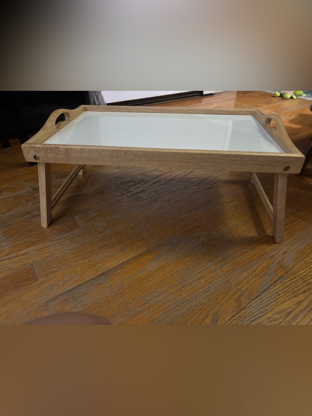 TV tray